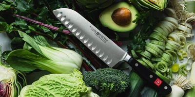 Готовим из свежих овощей и фруктов: как найти идеальный нож?