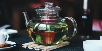 Чайное лето: выбираем посуду для холодного чая с травами и фруктами